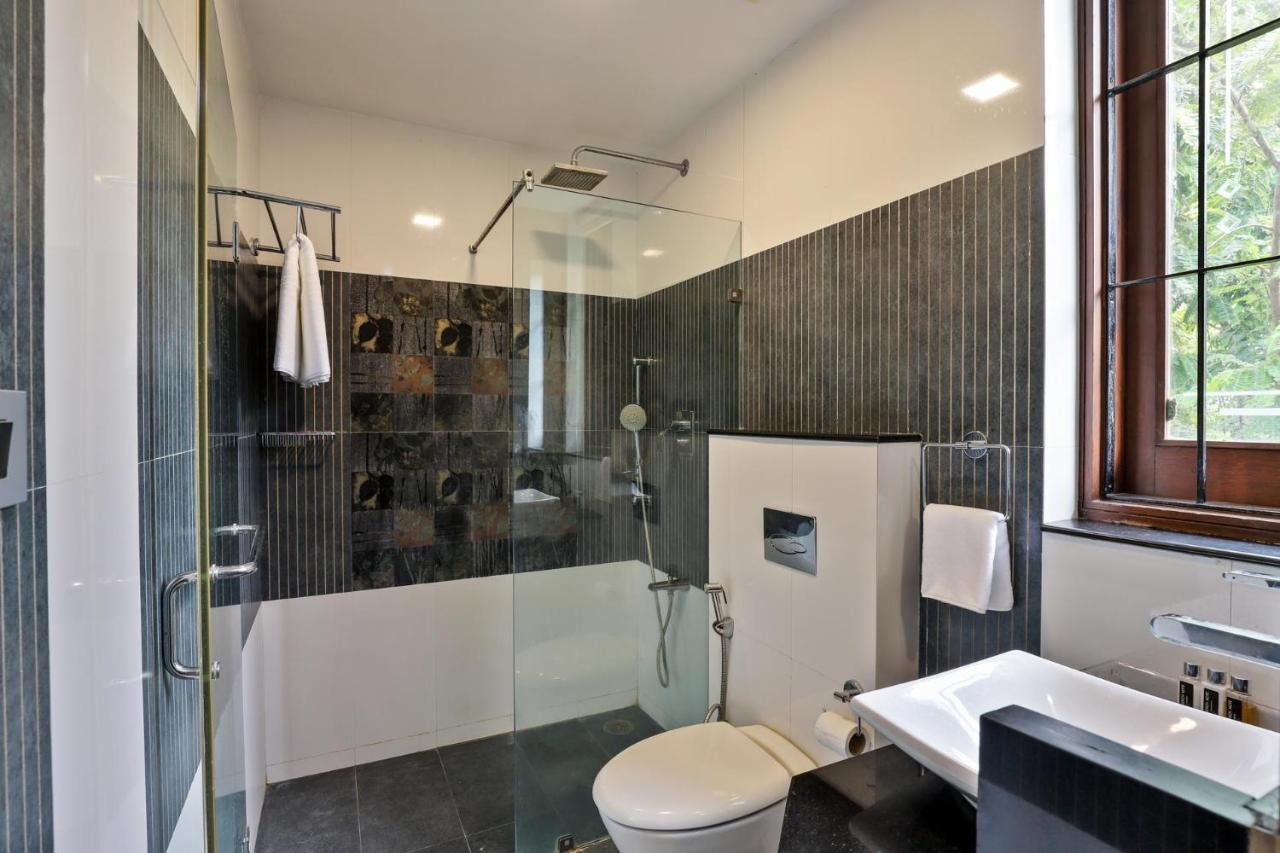 Stayvista'S Prakriti Farms With Outdoor Pool, Complimentary Breakfast And Hi-Tea Удайпур Экстерьер фото
